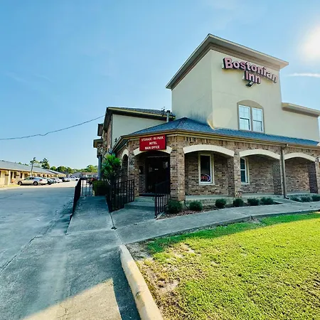 Bostonian Inn & Suites